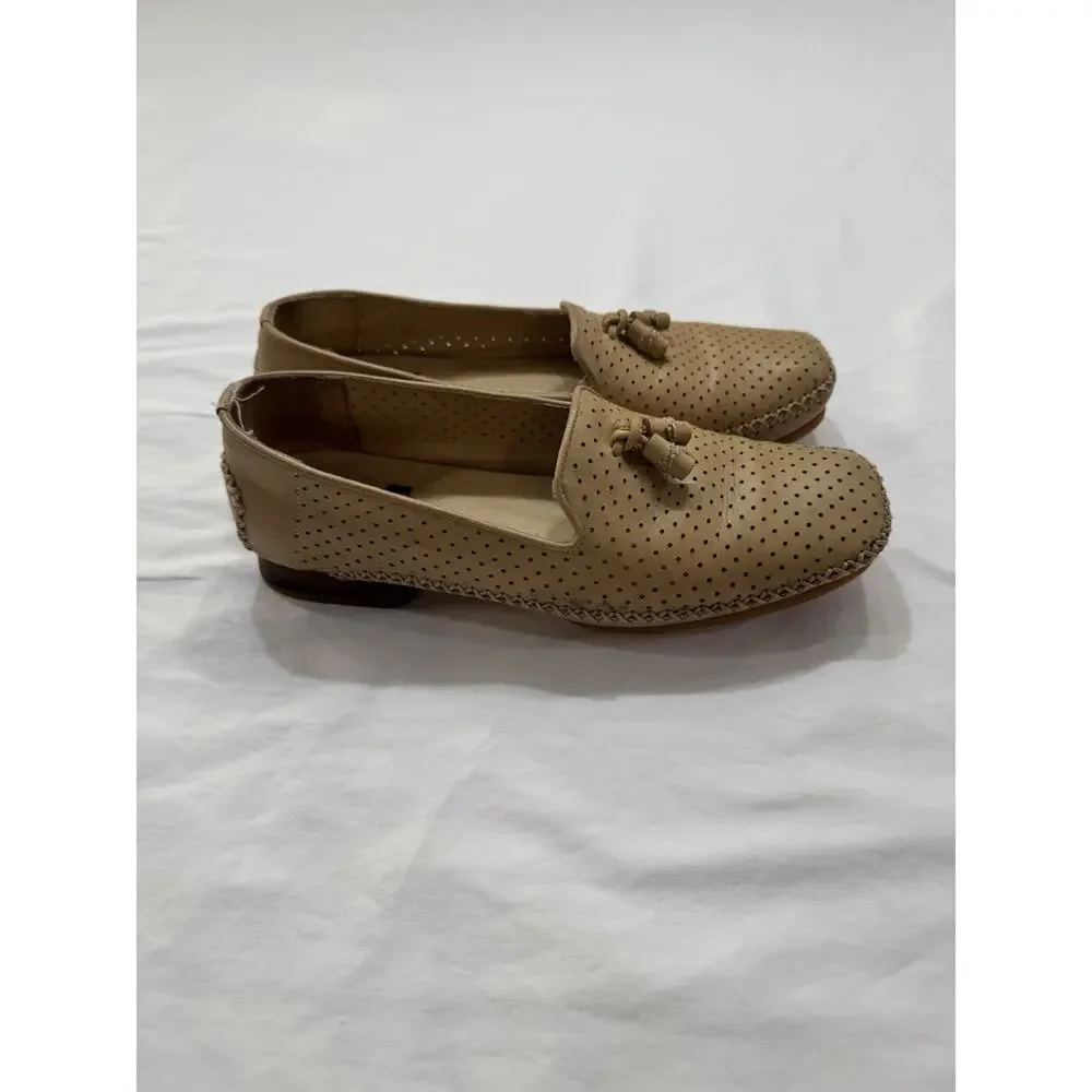 Stuart Weitzman Perforated Leather Tassel Loafers Tan Square Toe Women's 6B